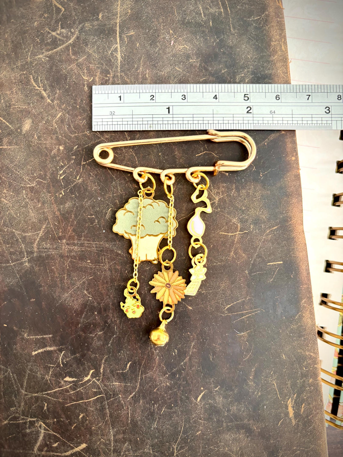 Mob inspired | Dimple | Dangle Pin Charm