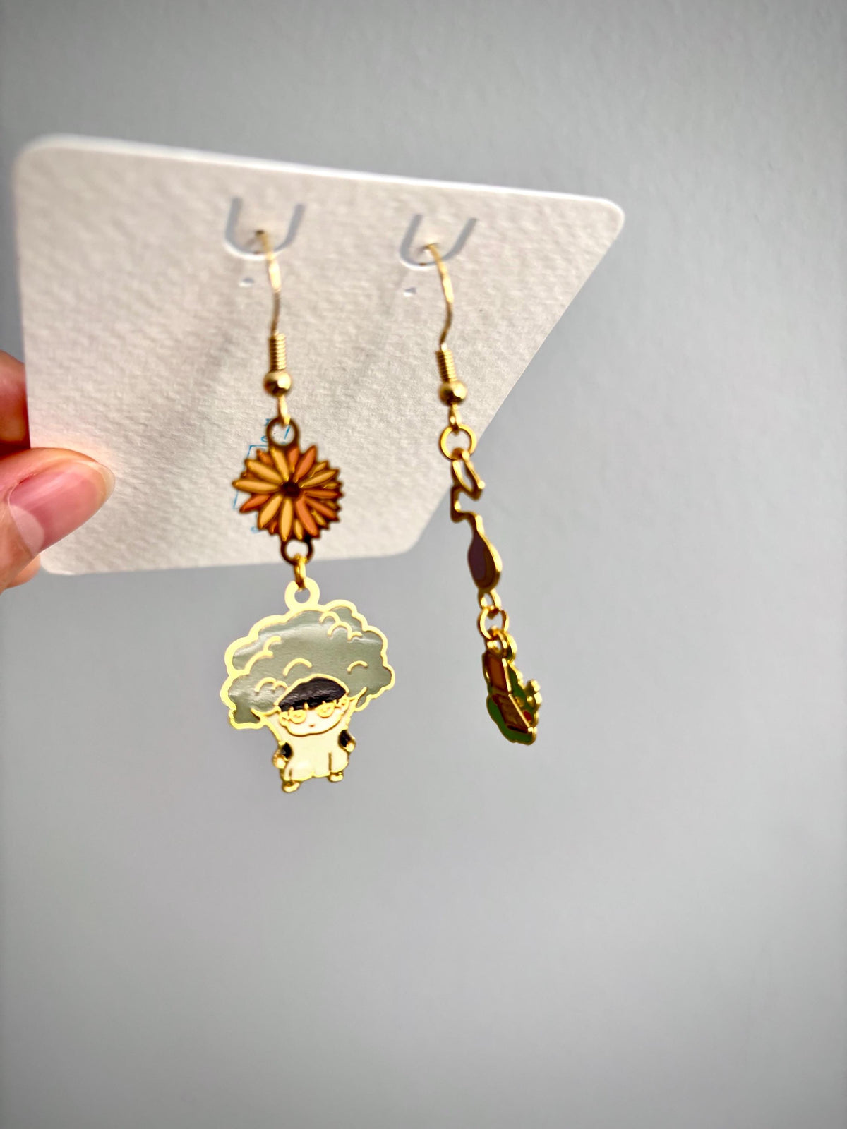 Mob inspired | dimple | Thin/light double-sided Enamel Earrings