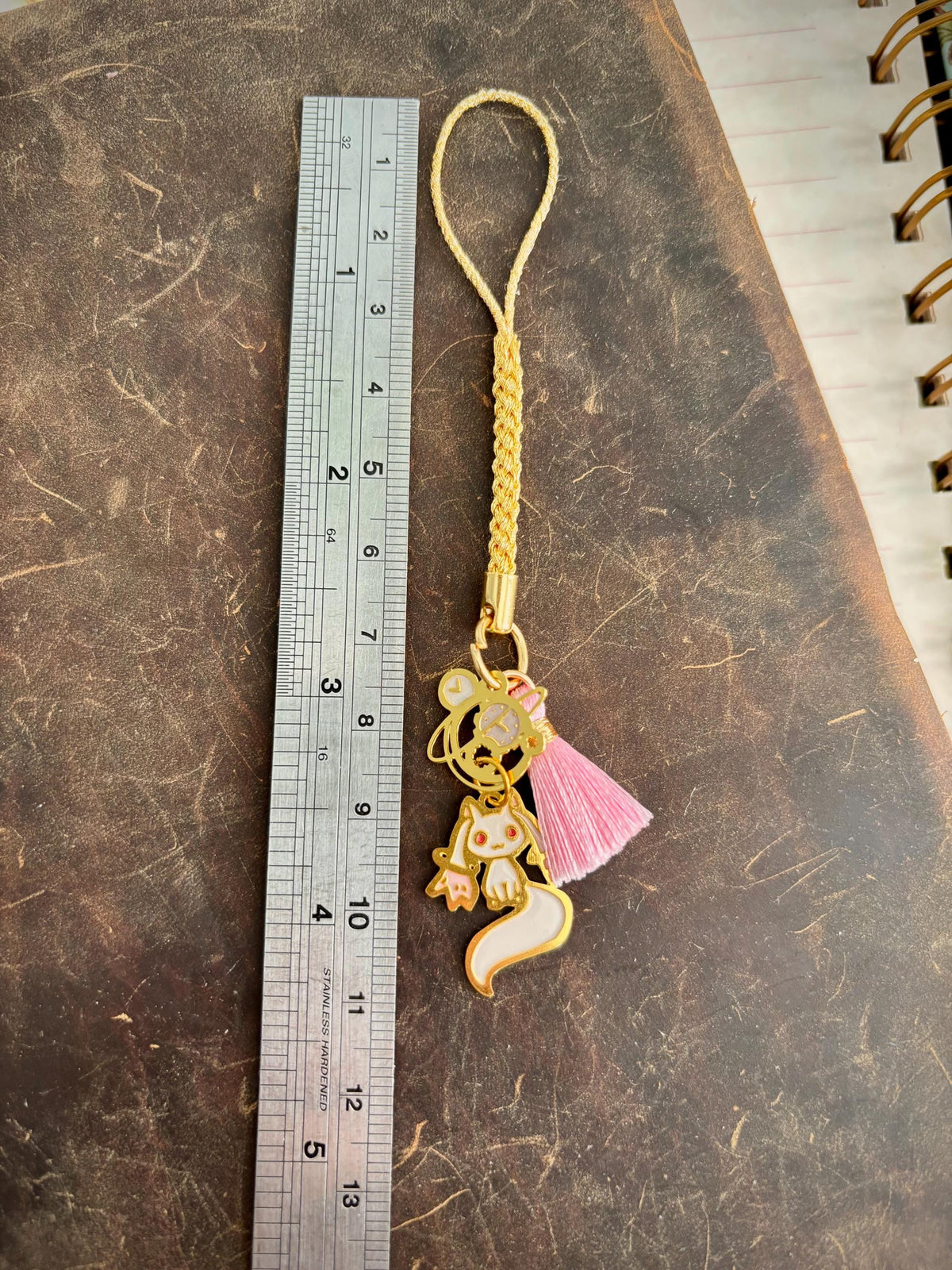Incubator | magical girls | phone charm  | 11cm