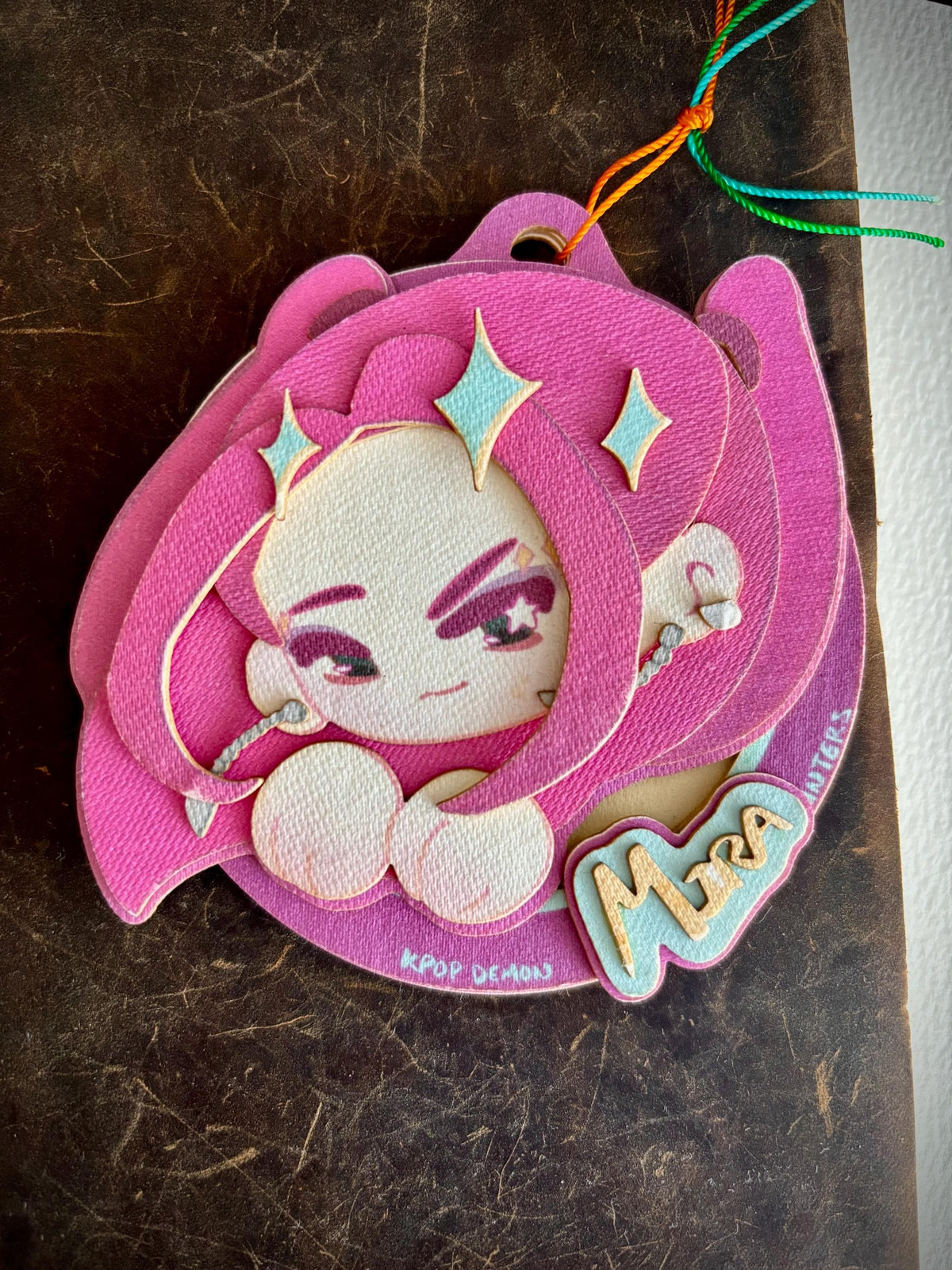 KDH | Huntrix | paper biscuit, charm/ornament | ~10x9cm